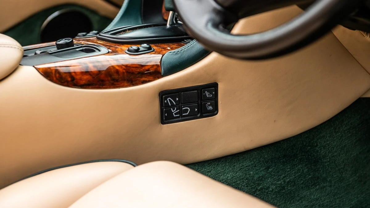 1997 Aston Martin DB7 - Image 21 of 30