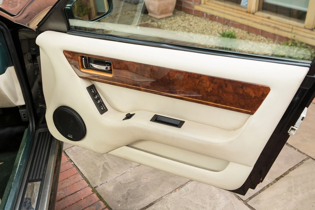 1997 Aston Martin V8 Coupe - Image 12 of 30