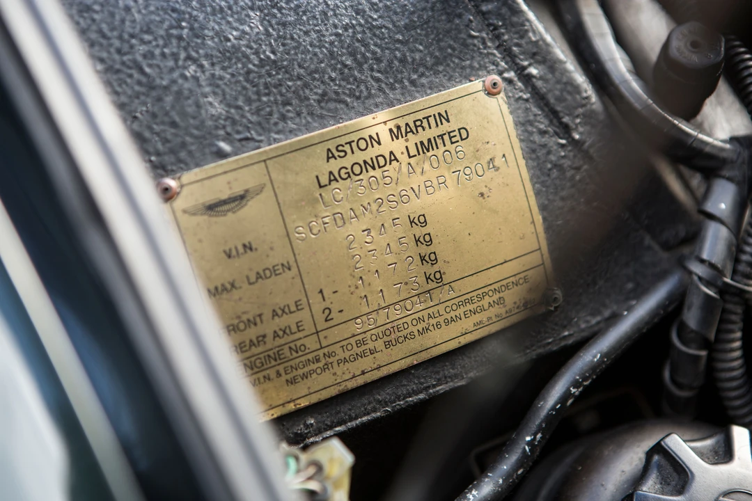 1997 Aston Martin V8 Coupe - Image 21 of 30