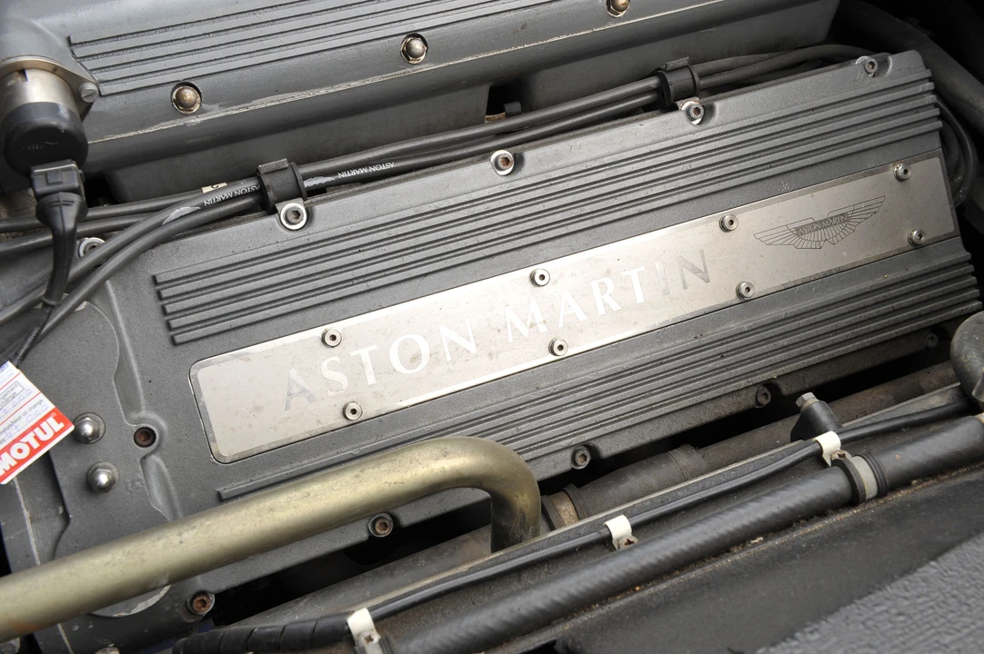 1997 Aston Martin V8 Coupe - Image 14 of 18
