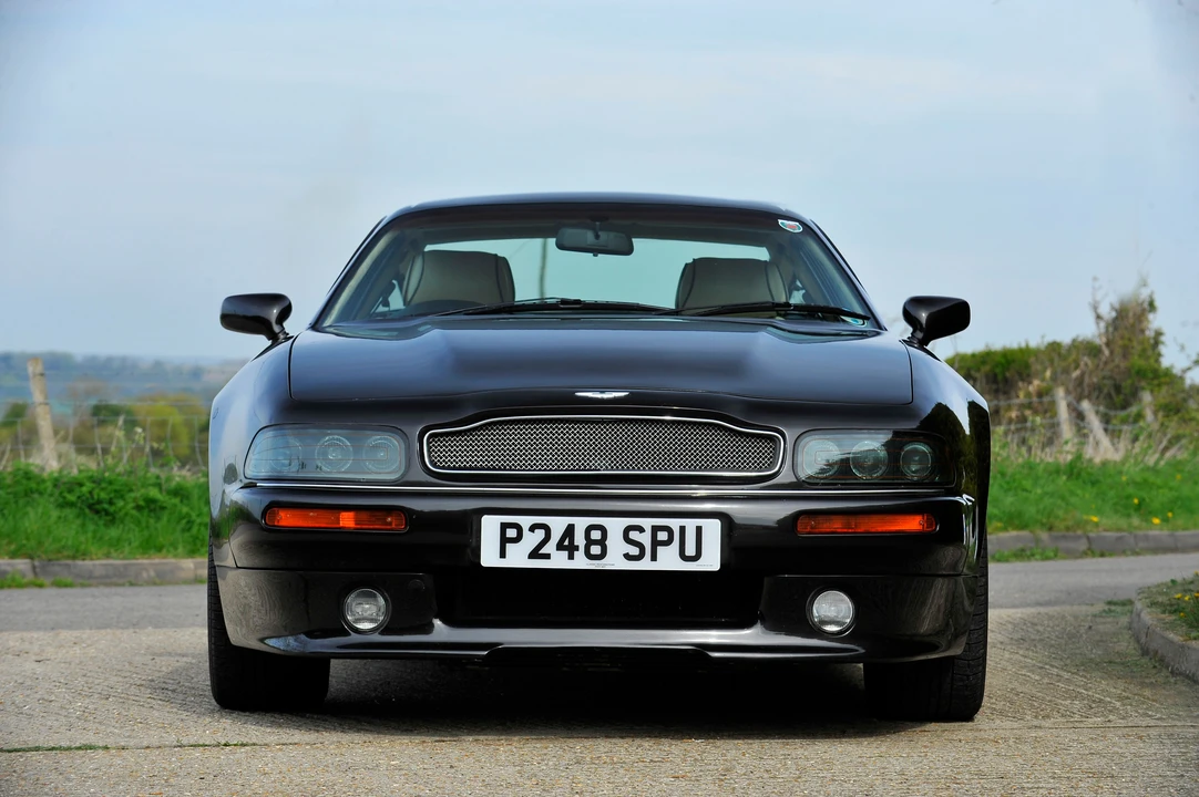 1997 Aston Martin V8 Coupe - Image 6 of 18