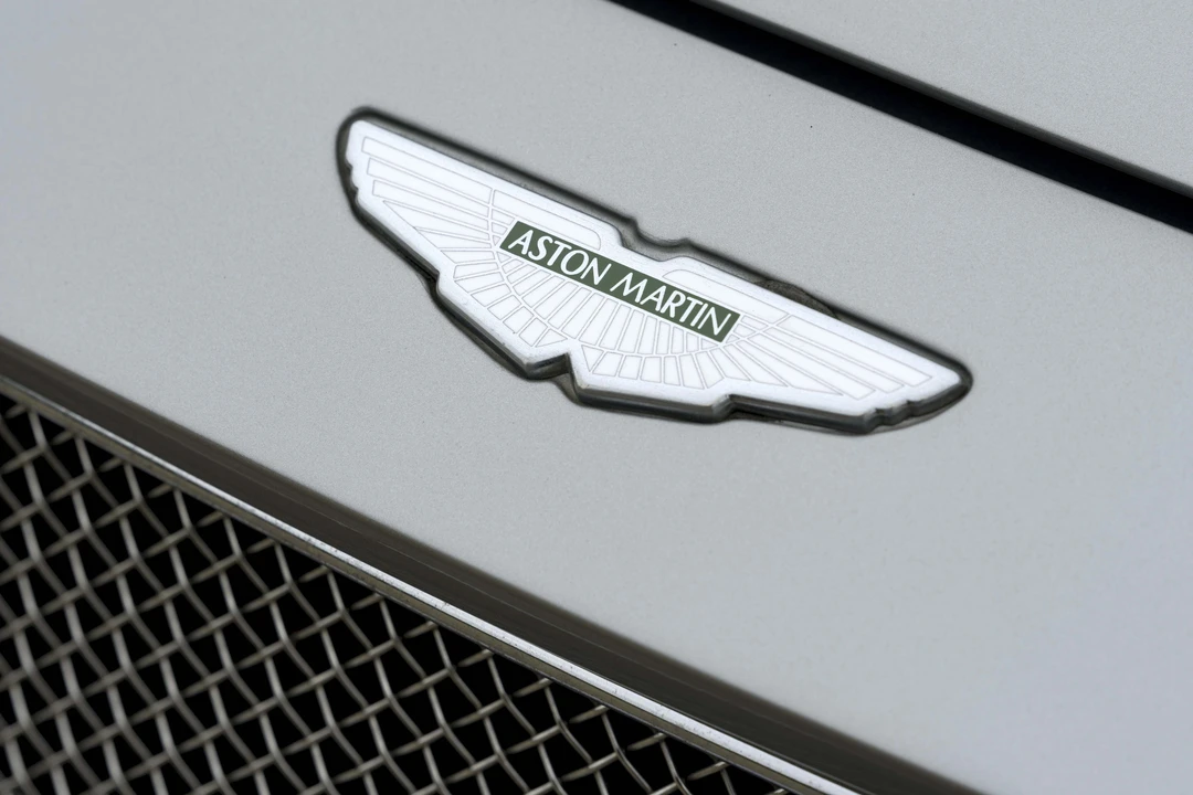 1997 Aston Martin V8 Coupe - Image 31 of 31