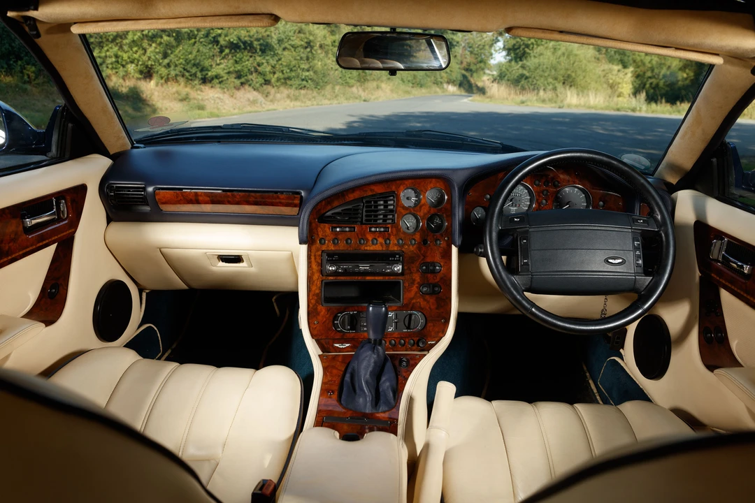 1997 Aston Martin Virage & V8 & Vantage - Image 24 of 31