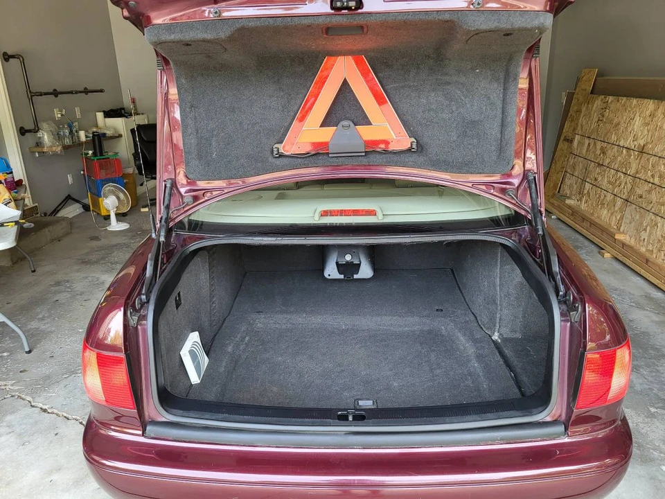 1997 Audi D2 A8 - Image 6 of 9