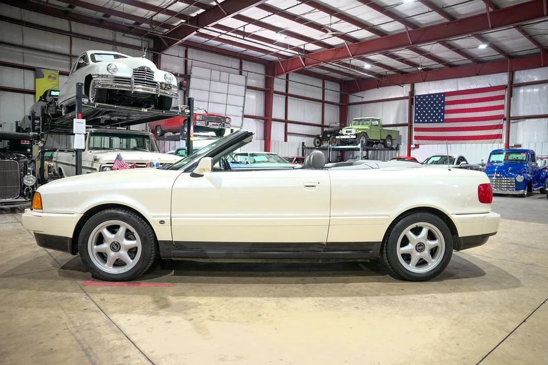 1997 Audi Coupe & Cabriolet - Image 4 of 12
