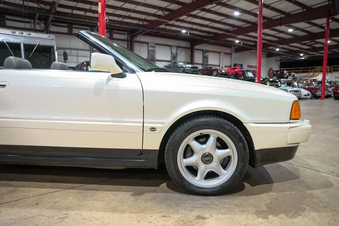 1997 Audi Coupe & Cabriolet - Image 11 of 12