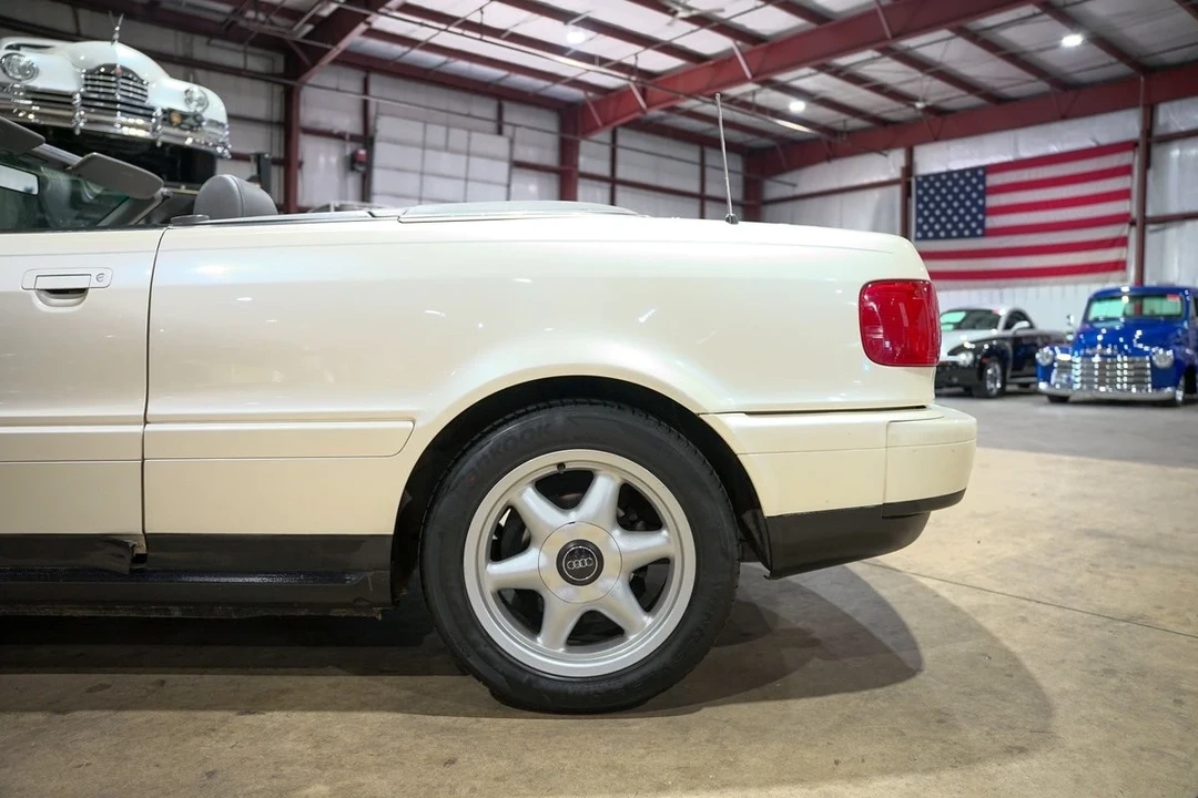 1997 Audi Coupe & Cabriolet - Image 5 of 12