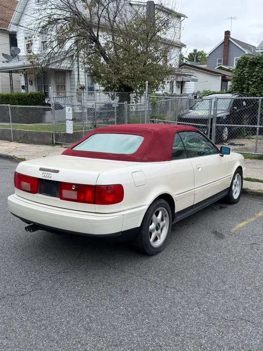 1997 Audi Coupe & Cabriolet - Image 3 of 9
