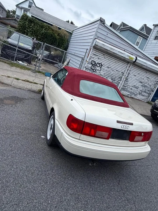 1997 Audi Coupe & Cabriolet - Image 4 of 9