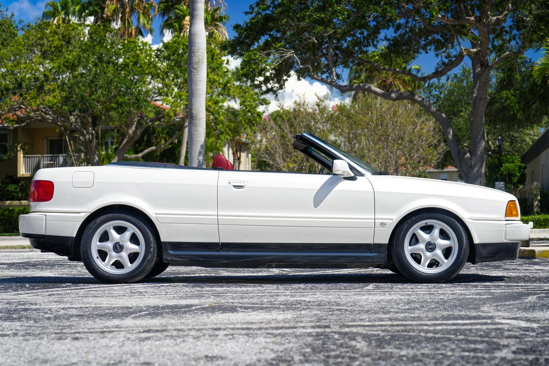1997 Audi Coupe & Cabriolet - Image 16 of 31
