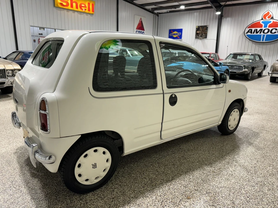 1997 Autozam - Image 11 of 31