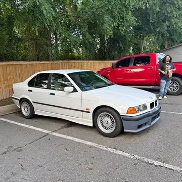 1997 BMW 3 Series 318i Sedan 4D