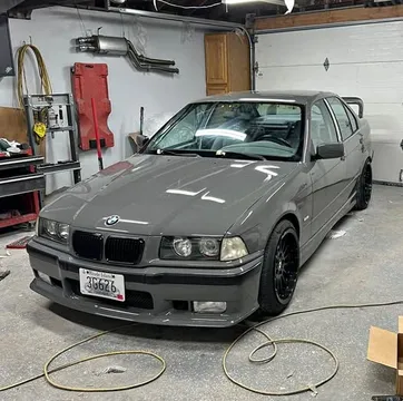 1997 BMW 3 Series 328i Sedan 4D