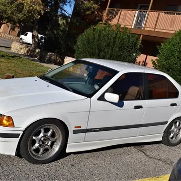 1997 BMW 3 Series · 328i Sedan 4D