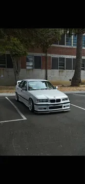 1997 BMW 3 Series 328i Sedan 4D