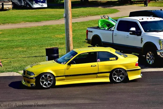 1997 BMW 3 Series 328i Sedan 4D