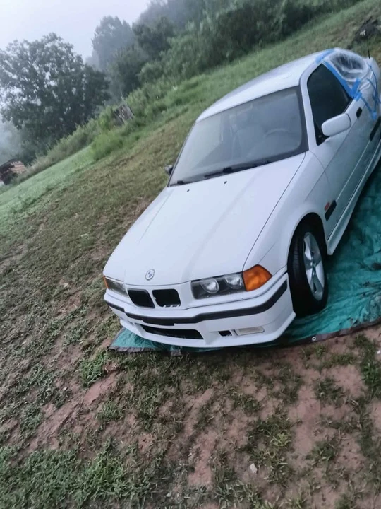 1997 BMW E36/5 3 Series Compact - Image 2 of 2
