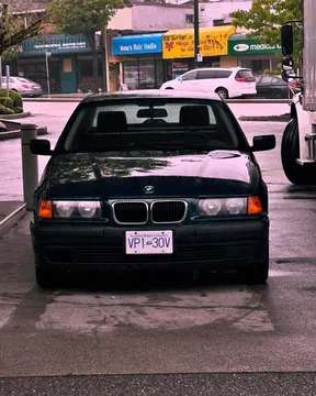 1997 BMW 318i