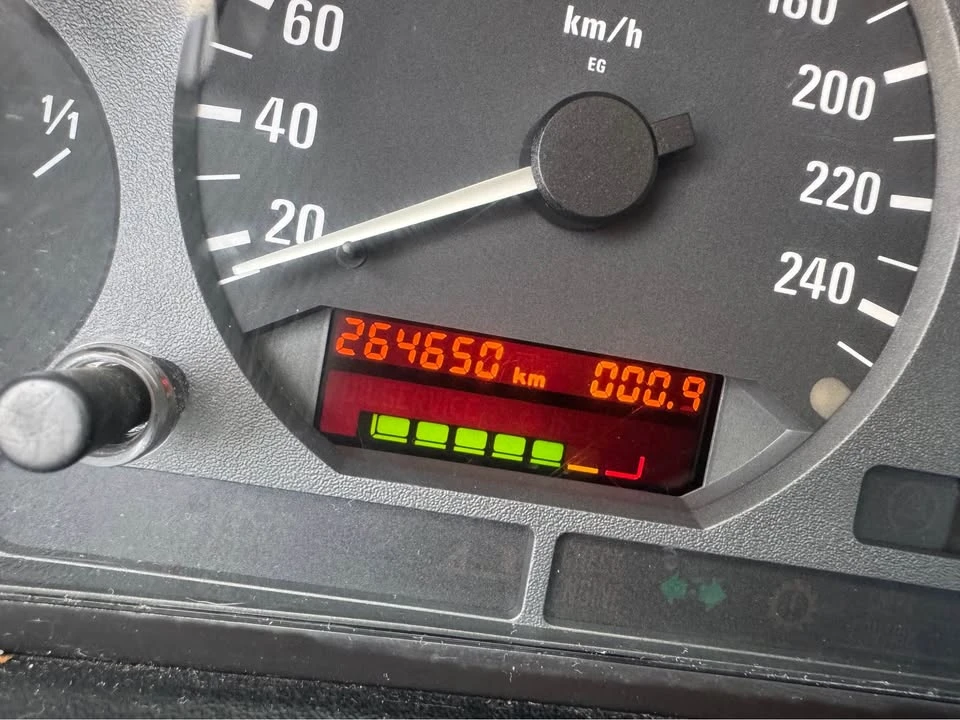 1997 BMW E36 3 Series - Image 8 of 10