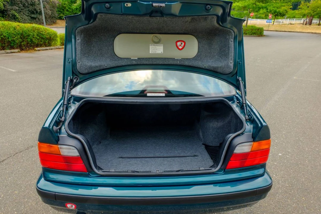 1997 BMW E36 3 Series - Image 9 of 9