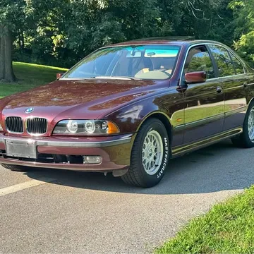 1997 BMW 5 Series 528i Sedan