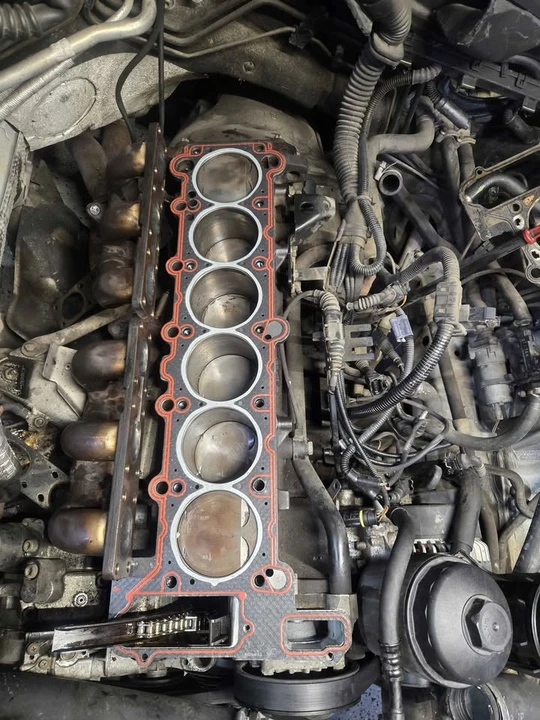 1997 BMW E39 5 Series - Image 10 of 11