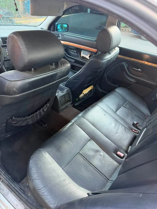 1997 BMW E39 540i - Image 6 of 8