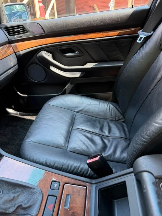 1997 BMW E39 540i - Image 9 of 20