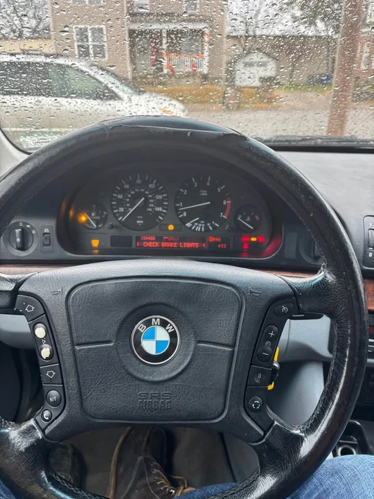 1997 BMW E39 540i - Image 10 of 10