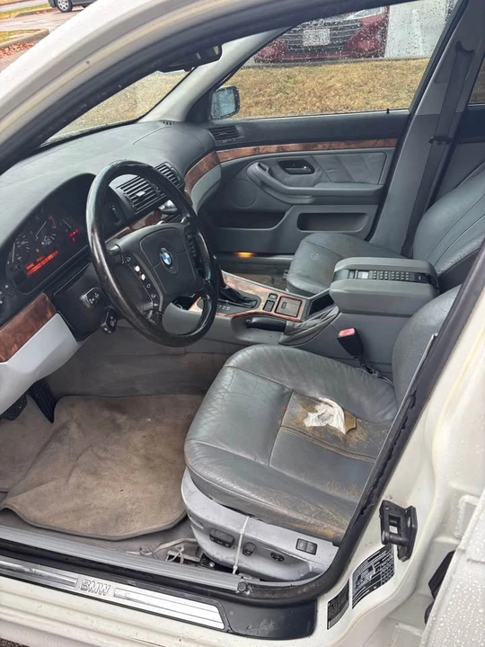 1997 BMW E39 540i - Image 7 of 10