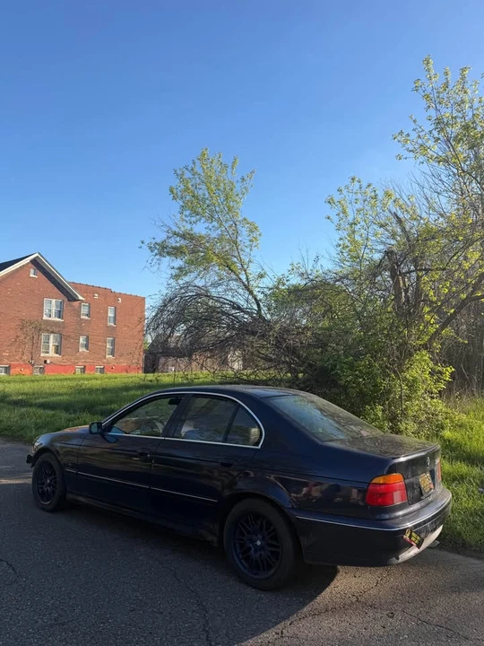 1997 BMW E39 540i - Image 2 of 5