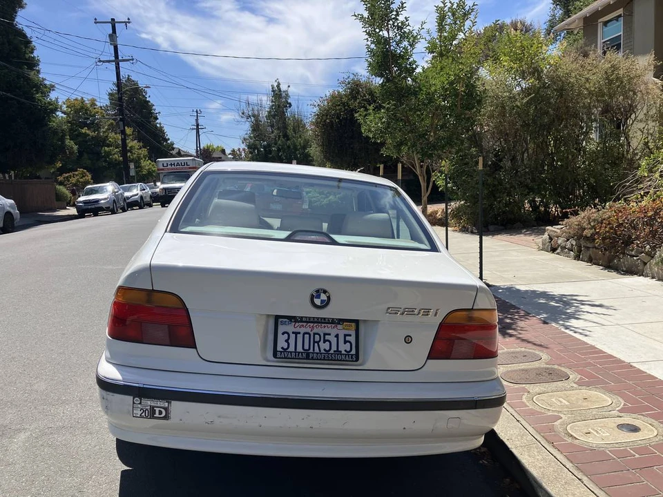 1997 BMW E39 5 Series - Image 2 of 3