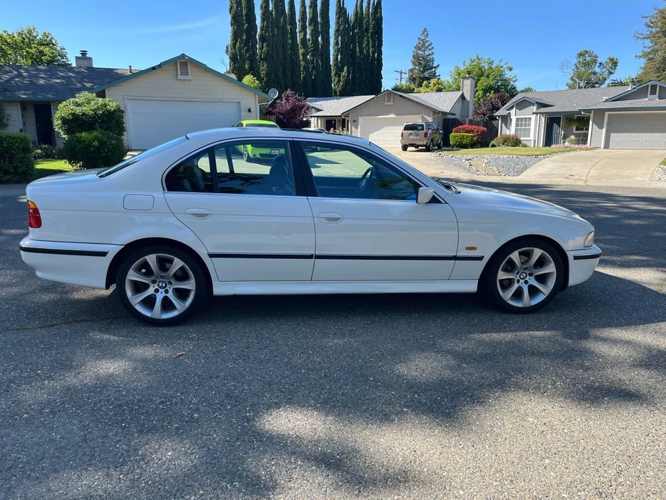 1997 BMW E39 5 Series - Image 4 of 11