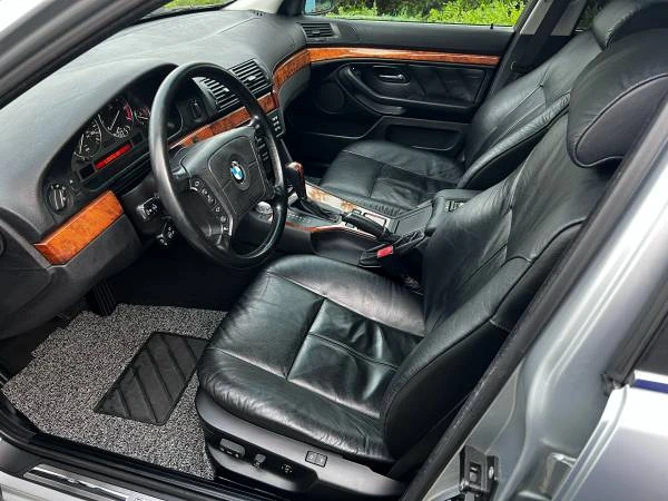 1997 BMW E39 540i - Image 7 of 12