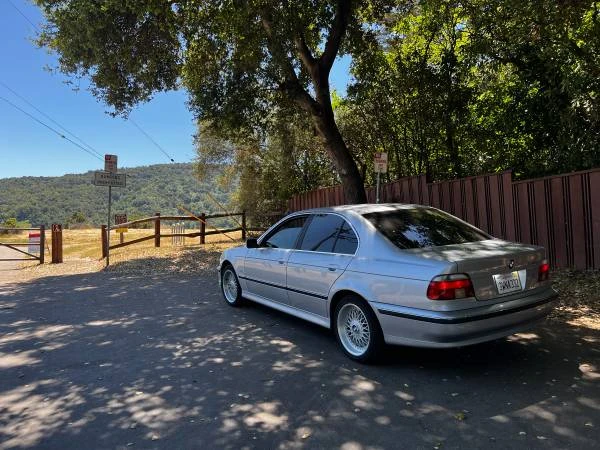 1997 BMW E39 540i - Image 2 of 12