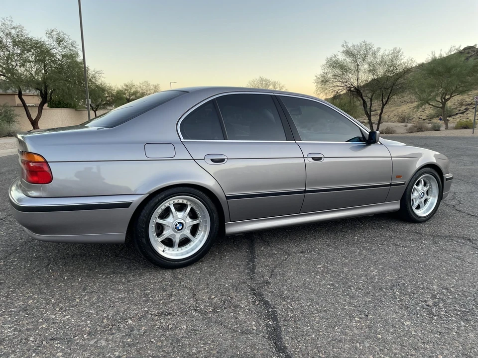 1997 BMW E39 540i - Image 10 of 31