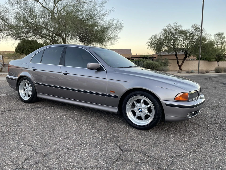 1997 BMW E39 540i - Image 12 of 31