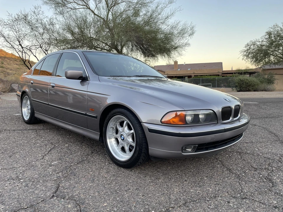 1997 BMW E39 540i - Image 11 of 31
