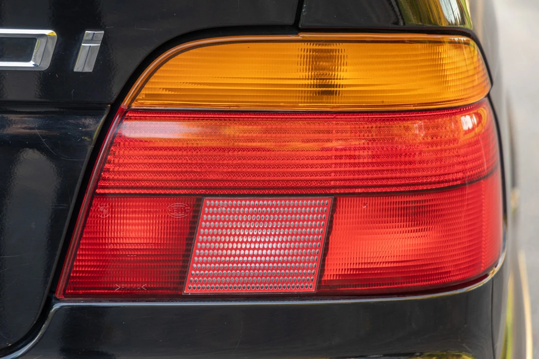 1997 BMW E39 540i - Image 23 of 31