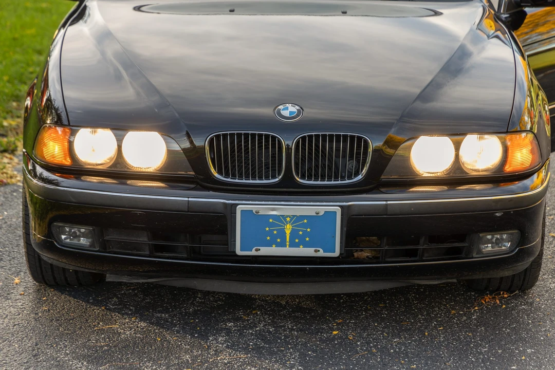 1997 BMW E39 540i - Image 7 of 31