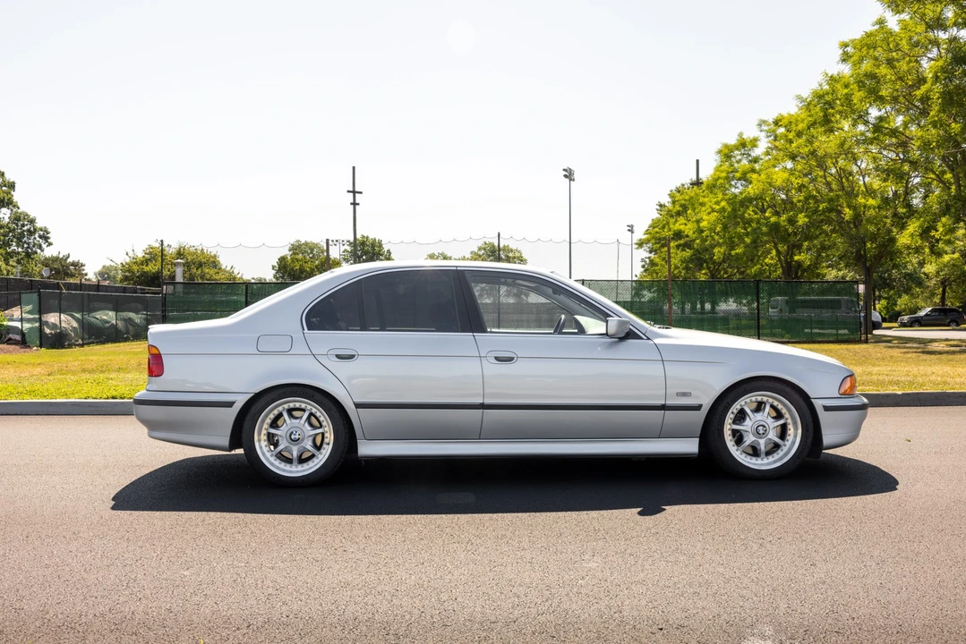 1997 BMW E39 540i - Image 7 of 31