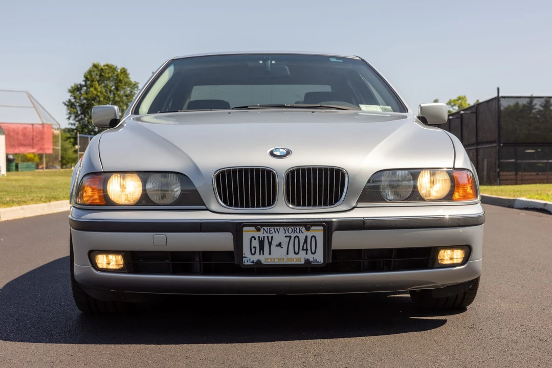 1997 BMW E39 540i - Image 10 of 31