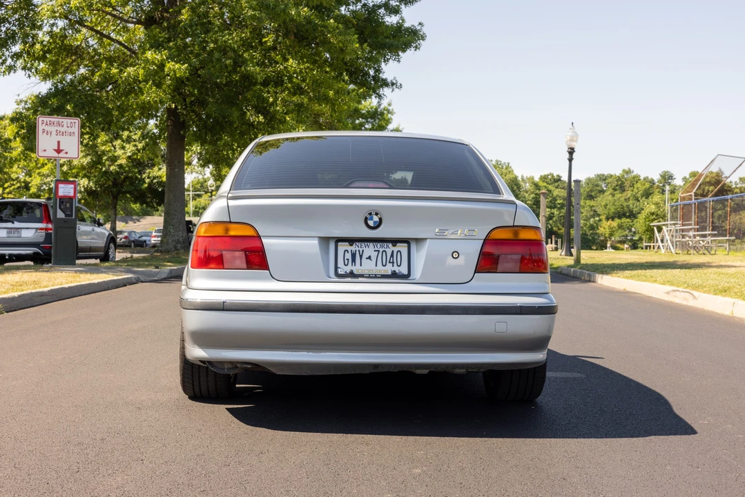 1997 BMW E39 540i - Image 5 of 31