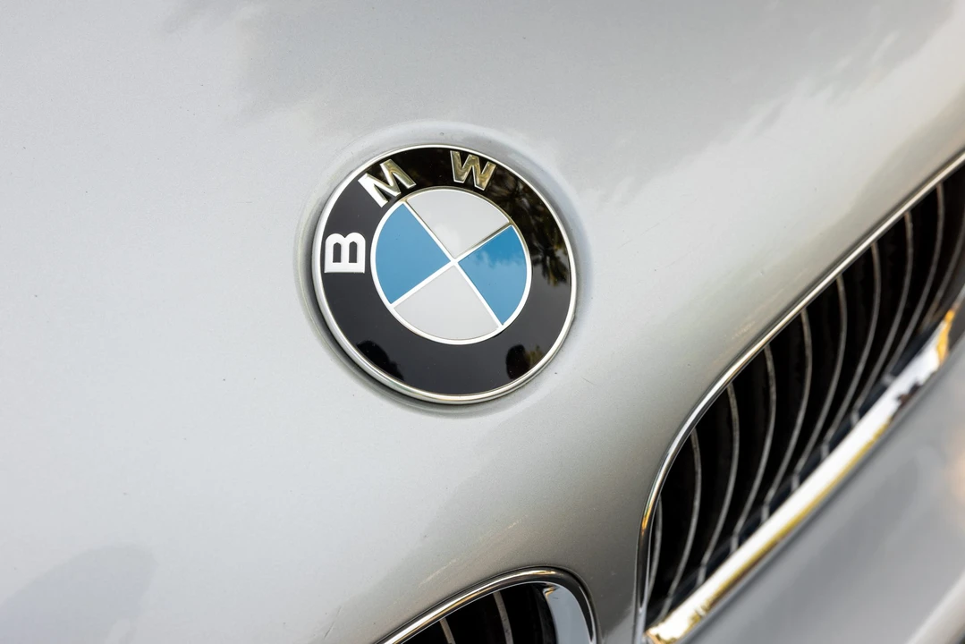 1997 BMW E39 540i - Image 14 of 31