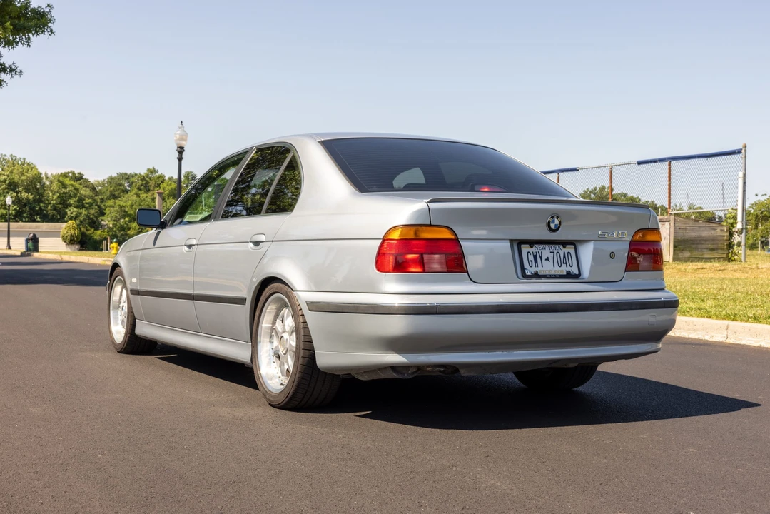 1997 BMW E39 540i - Image 4 of 31