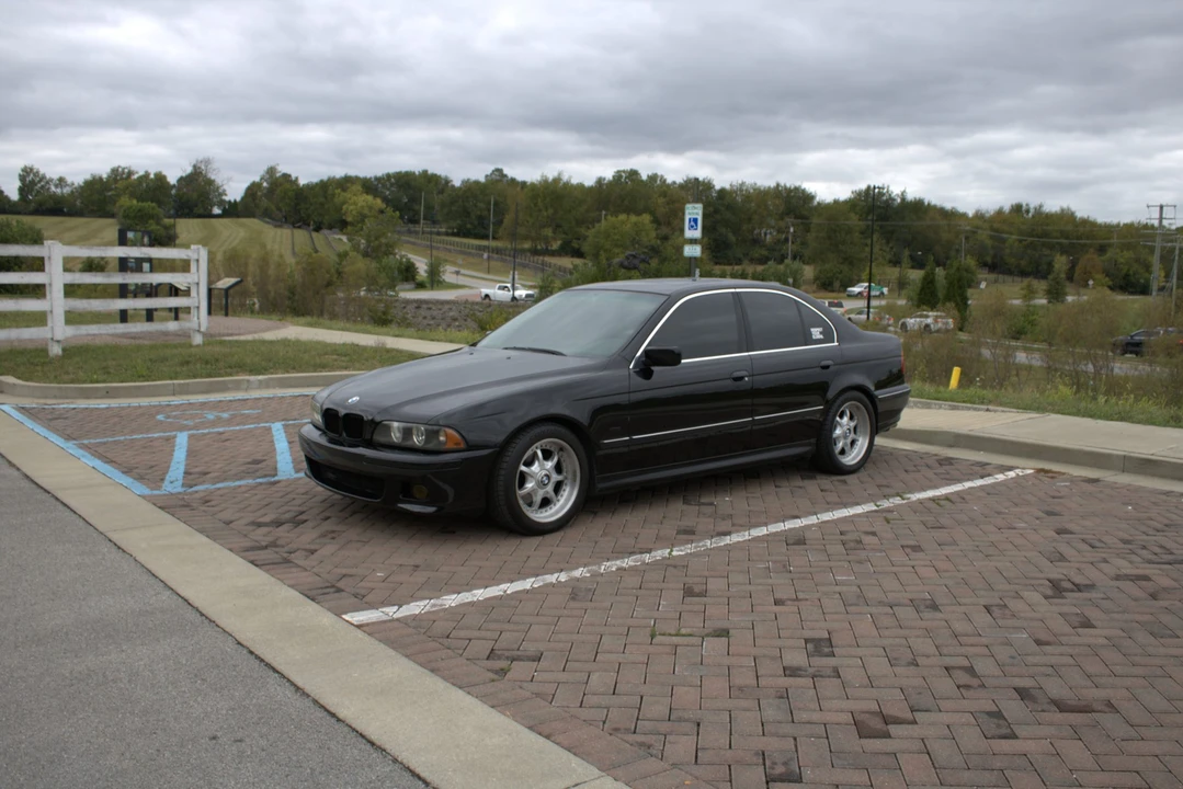 1997 BMW E39 540i - Image 11 of 31