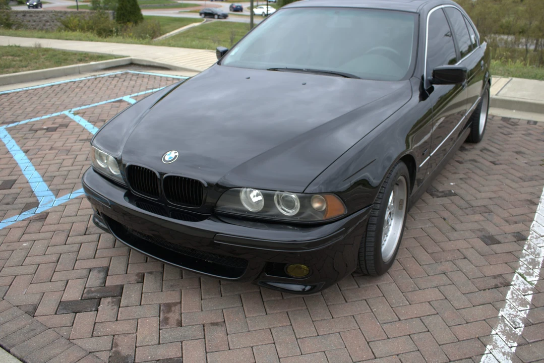 1997 BMW E39 540i - Image 2 of 31
