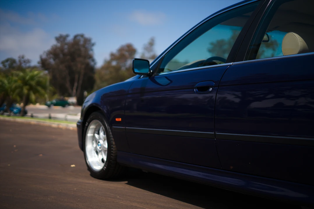 1997 BMW E39 540i - Image 24 of 31
