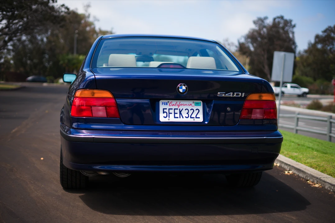 1997 BMW E39 540i - Image 7 of 31