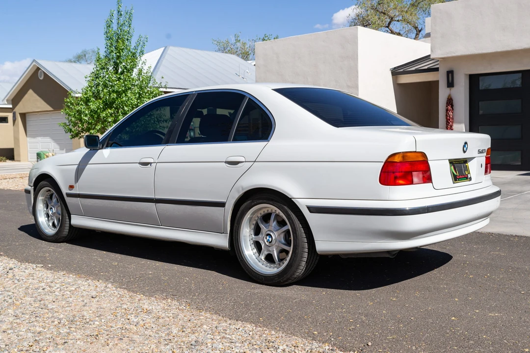 1997 BMW E39 540i - Image 3 of 31